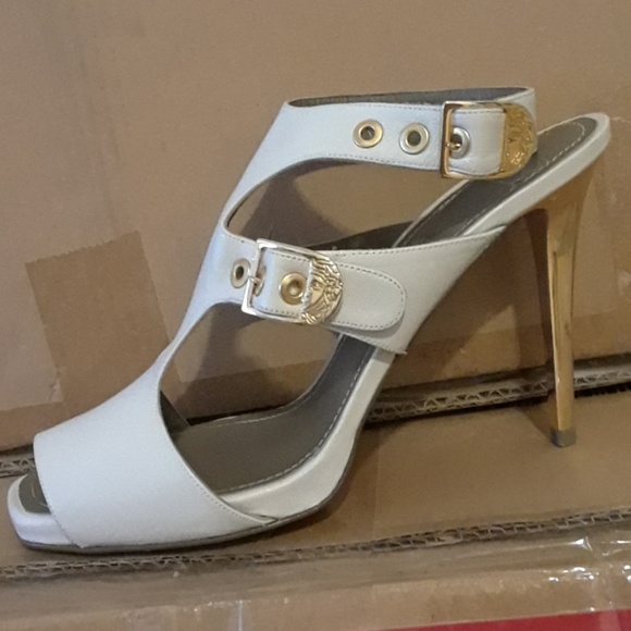 shoes - Picture 5 of 5